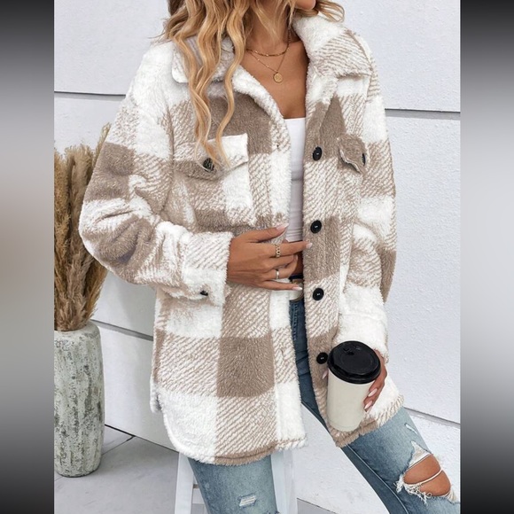 Cozy buffalo plaid button down teddy jacket - Picture 2 of 16